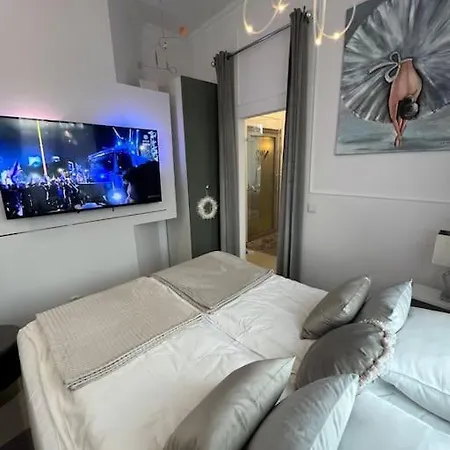 Salt No 2 - Jacuzzi Apartment Wieliczka