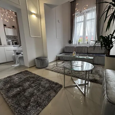 Salt No 2 - Jacuzzi Apartment