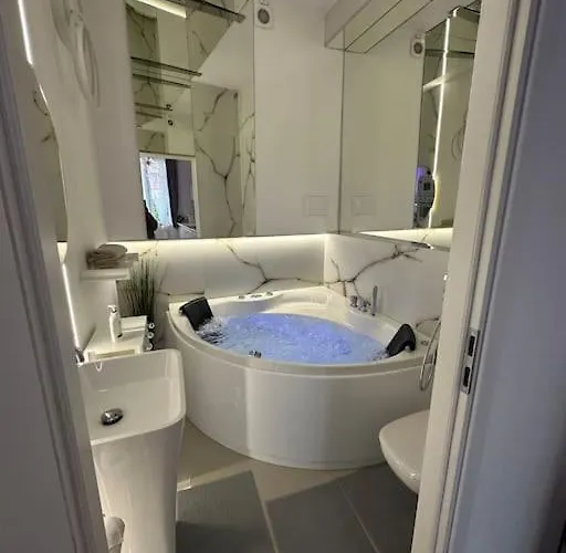 Salt No 2 - Jacuzzi Apartman *